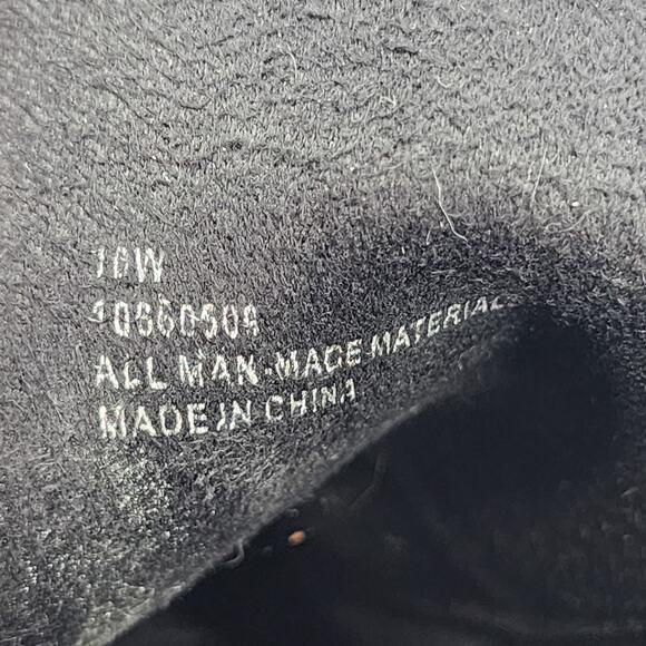 Torrid Women’s Snakeskin Hidden Wedge Zipper Side Sneaker Size 10 Wide - Picture 5 of 7